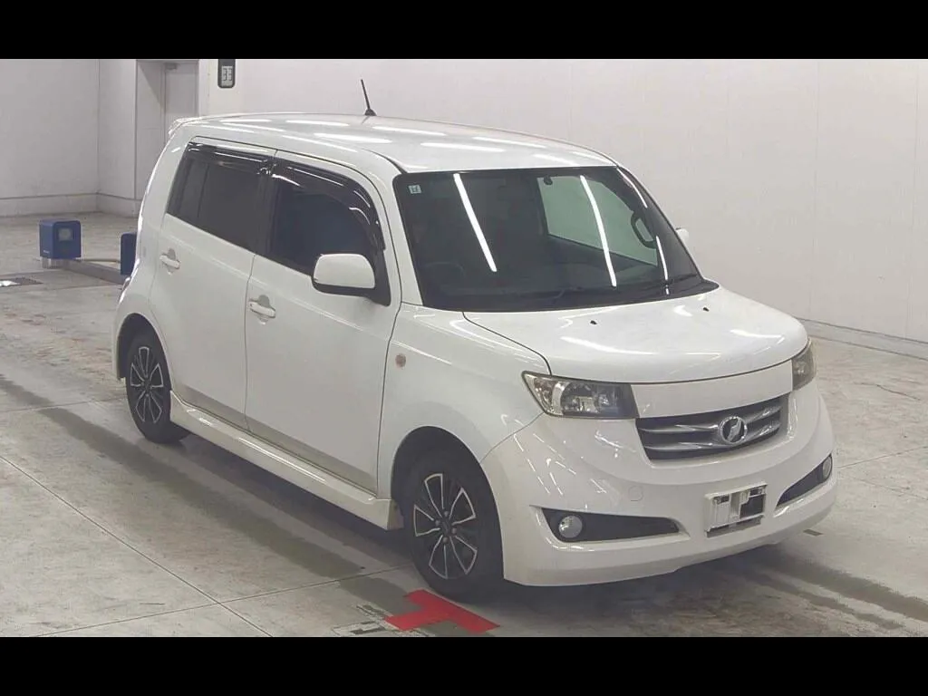 TOYOTA BB 5D S X VERSION