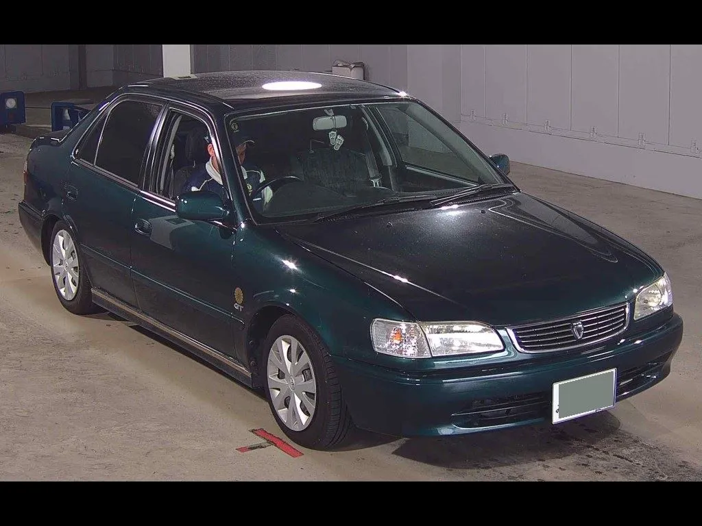 TOYOTA COROLLA 4D GT