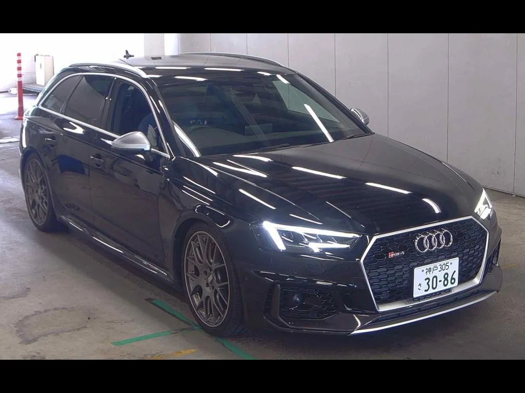 AUDI RS4 AVANT 4WD BASE GRADE