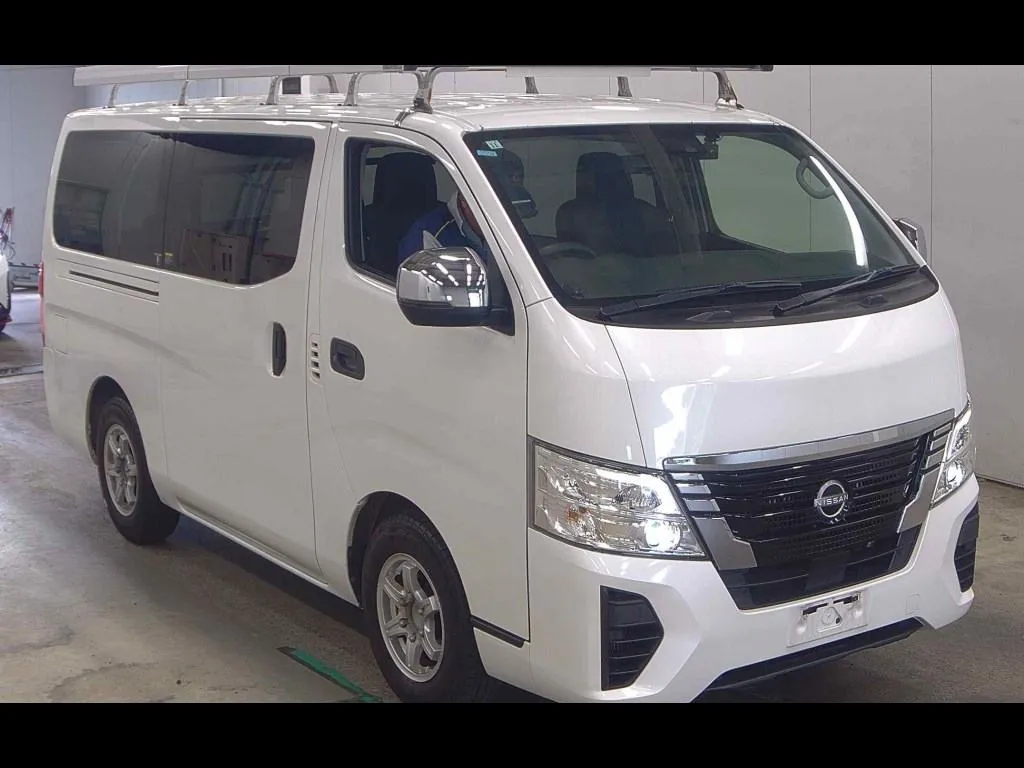 NISSAN CARAVAN VAN 5D LONG EX