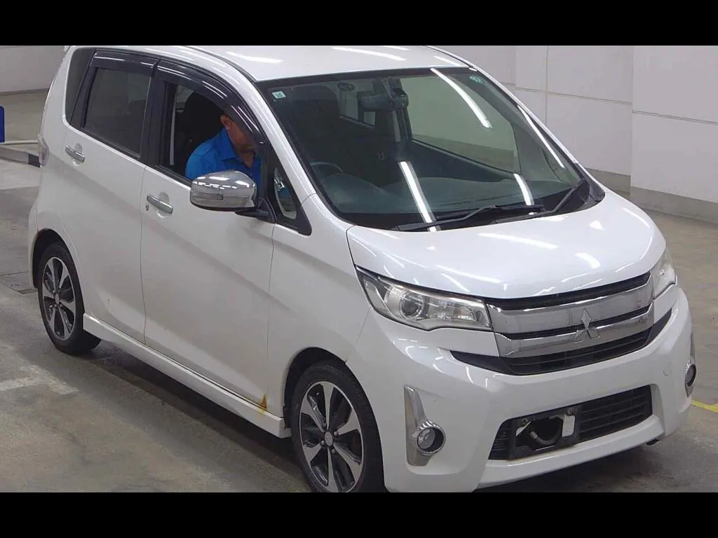 MITSUBISHI EK CUSTOM 4WD G