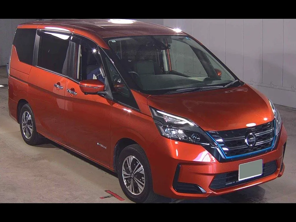 NISSAN SERENA 5D E-POWER XV