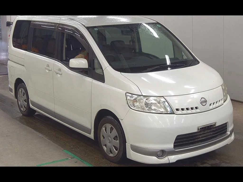 NISSAN SERENA 5D 20RS