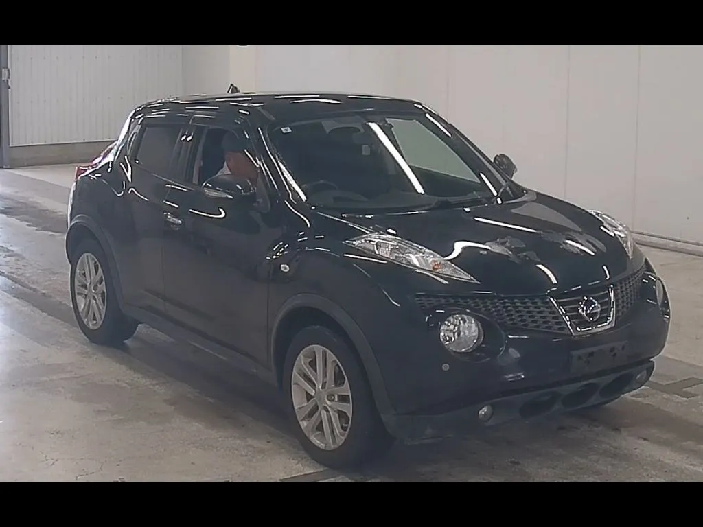 NISSAN JUKE 15RX TYPE V