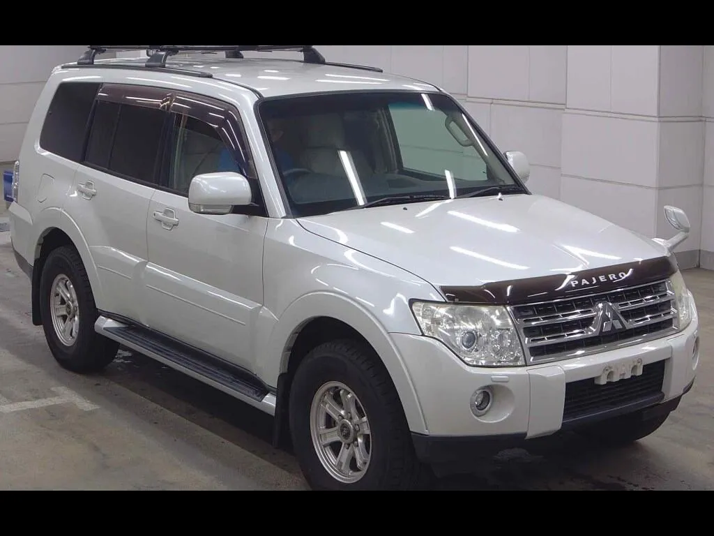 MITSUBISHI PAJERO 5D 4WD LONG EXCEED