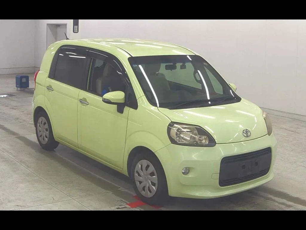 TOYOTA PORTE 4D F