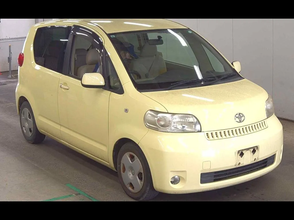 TOYOTA PORTE 3D 150R