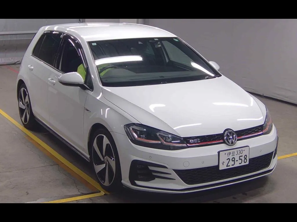 VOLKSWAGEN GOLF GTI