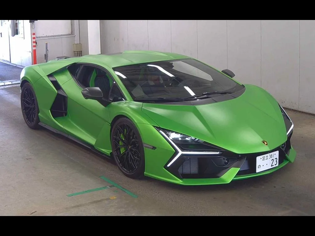 LAMBORGHINI REVUELTO 4WD BASE GRAED