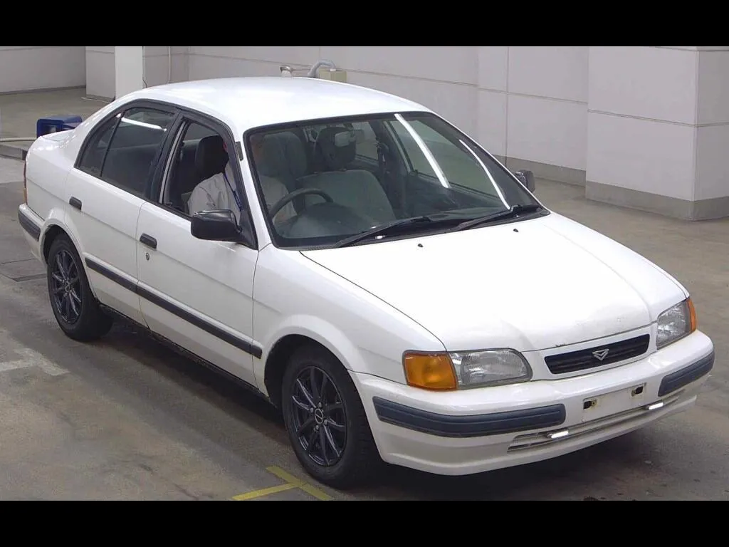 TOYOTA TERCEL 4D