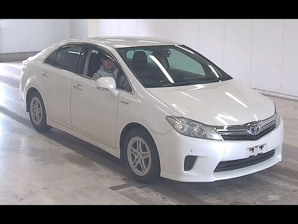 TOYOTA SAI S