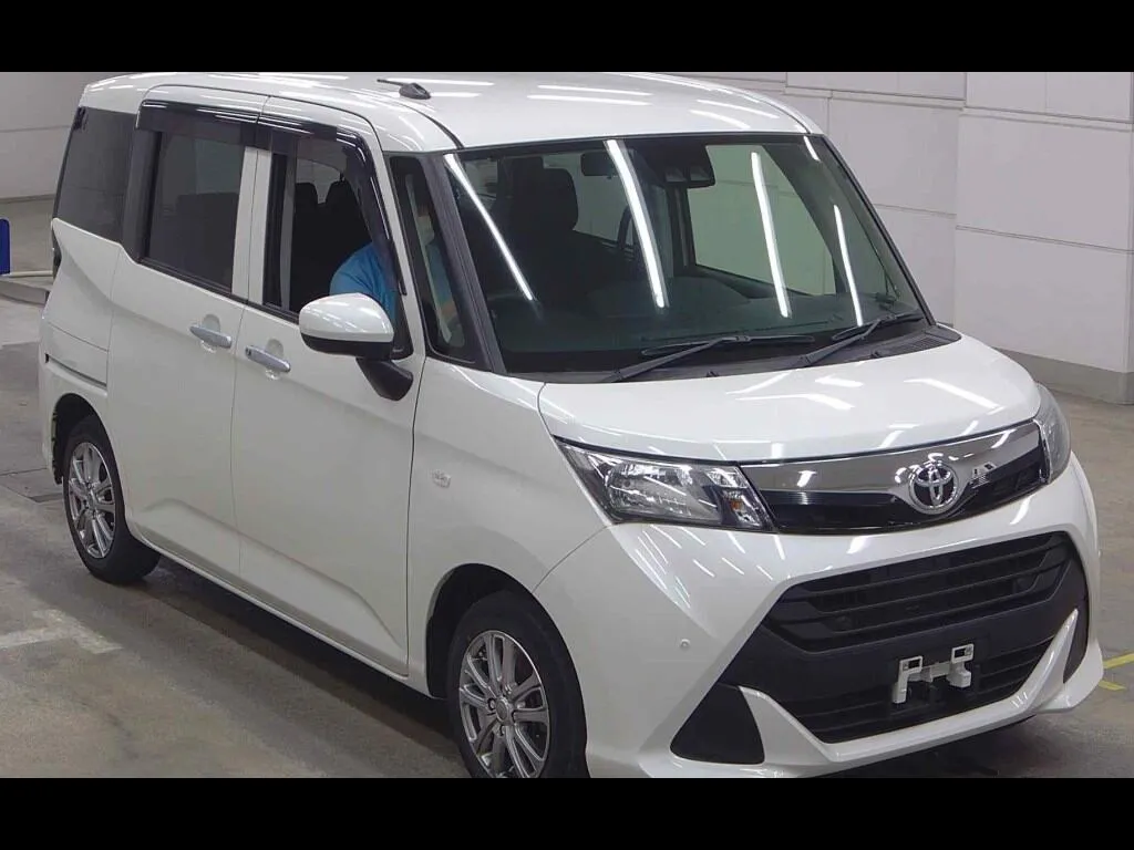 TOYOTA TANK 4WD X S