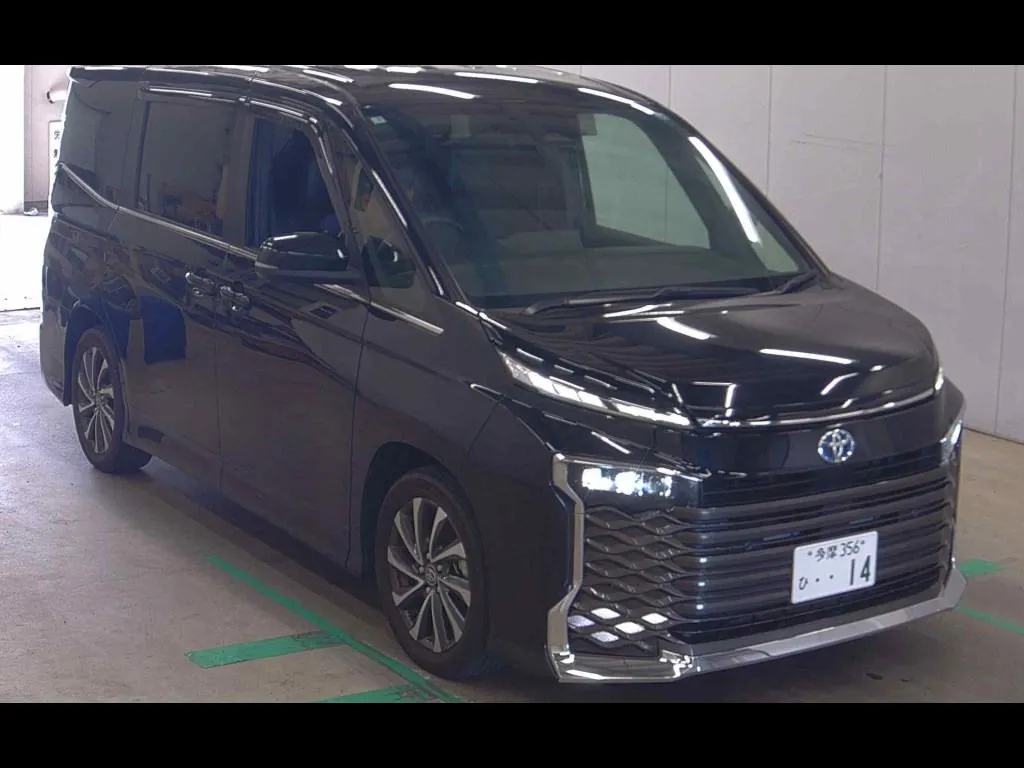TOYOTA VOXY HYBRID S-Z