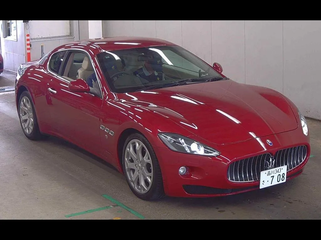 MASERATI GRANTURISMO BASE GRADE