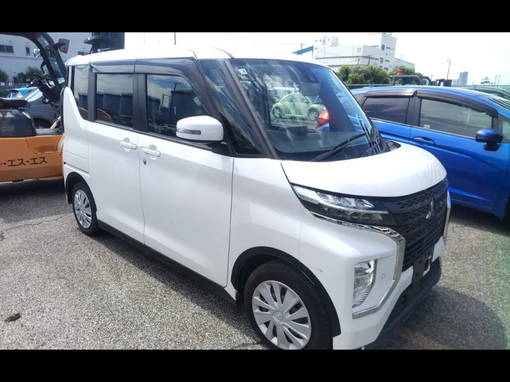 MITSUBISHI EK X SPACE M