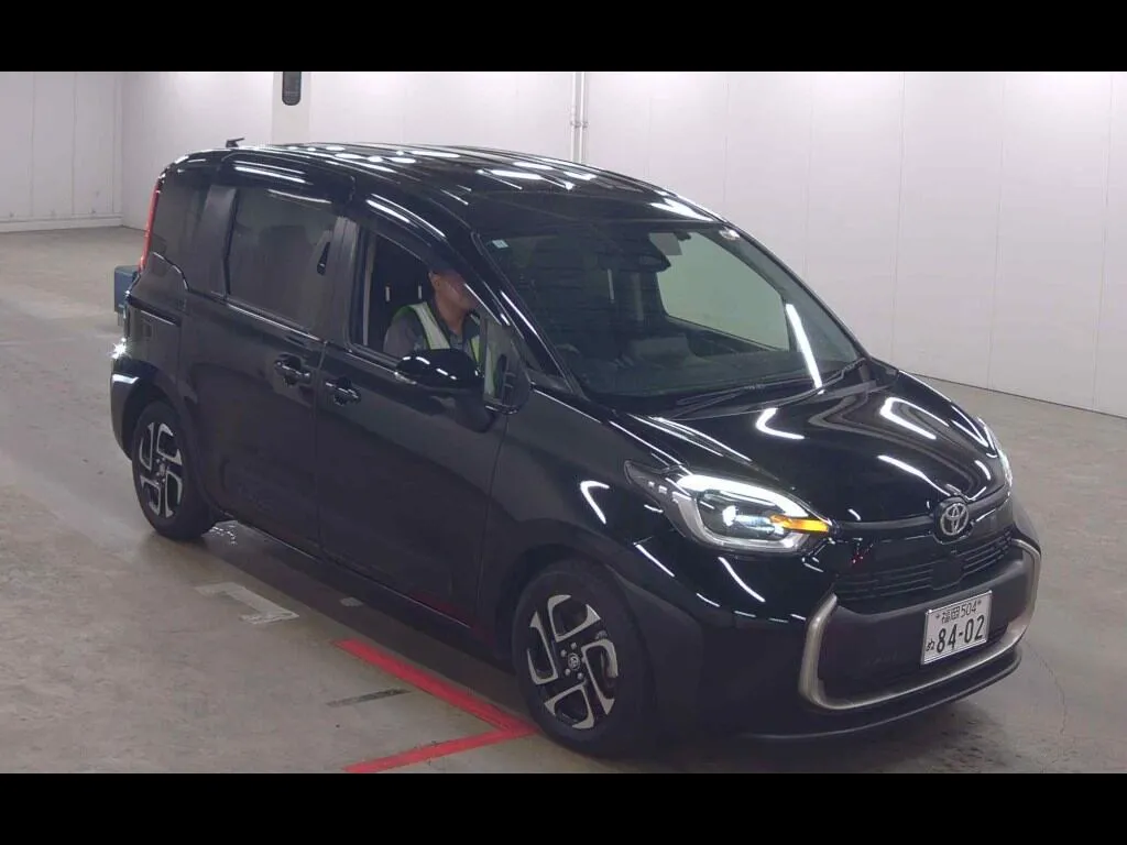 TOYOTA SIENTA HYBRID Z