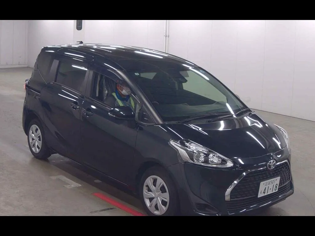 TOYOTA SIENTA FUNBASE G