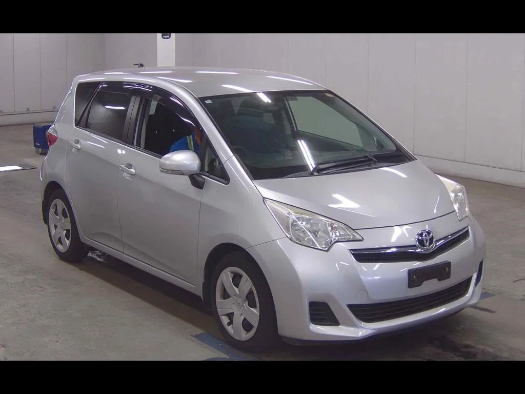 TOYOTA RACTIS X
