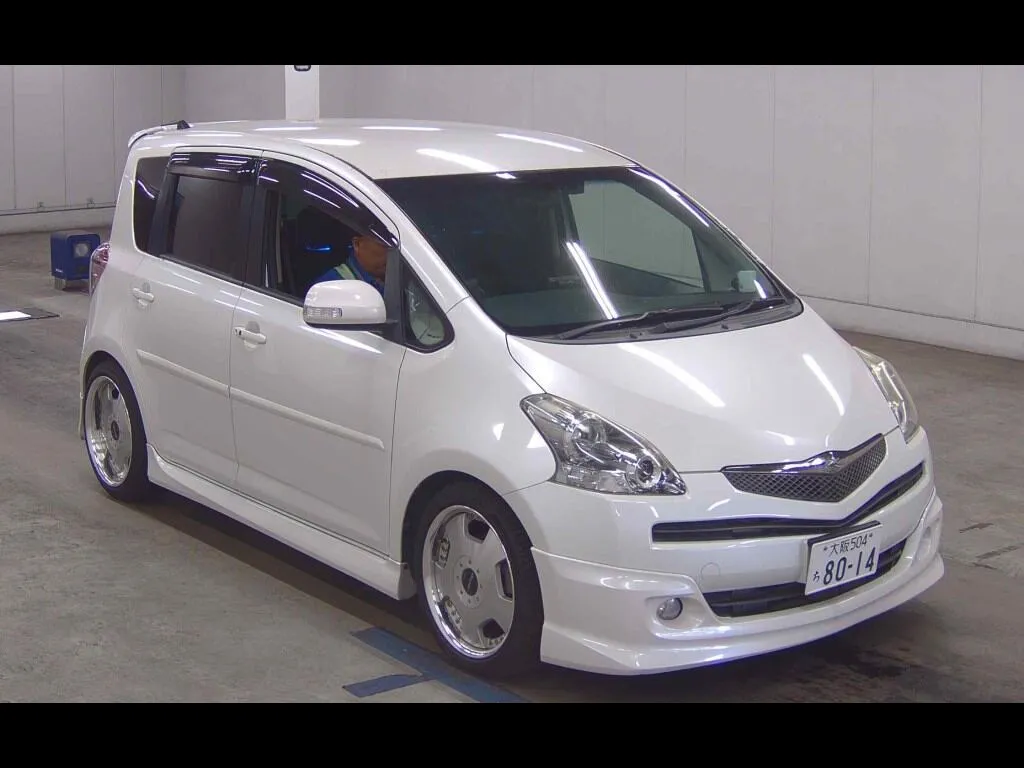 TOYOTA RACTIS G L PACKAGE
