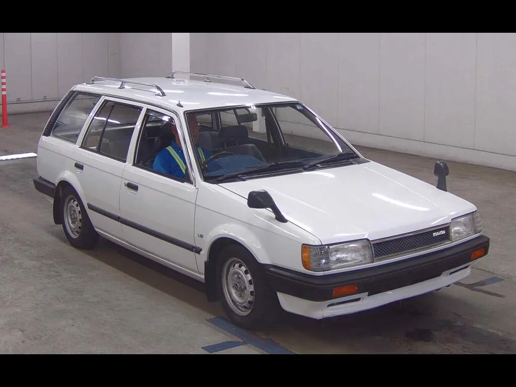 MAZDA FAMILIA VAN