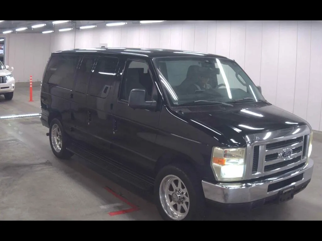 FORD E-150