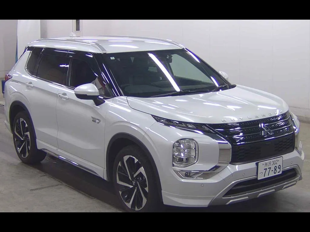 MITSUBISHI OUTLANDER PHEV 4WD P