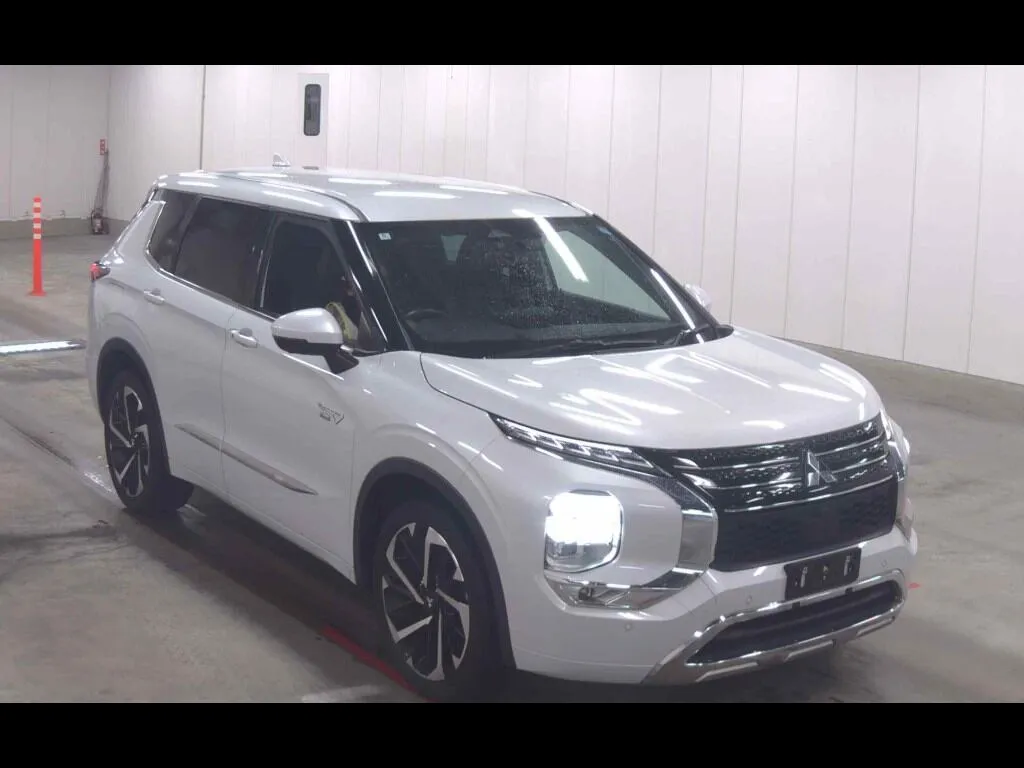 MITSUBISHI OUTLANDER PHEV 4WD P