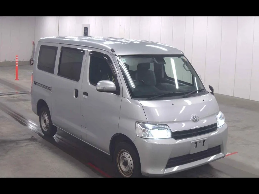 TOYOTA TOWNACE VAN 5D GL