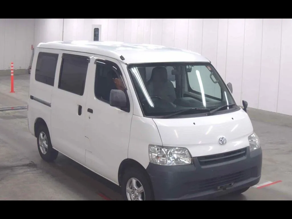 TOYOTA TOWNACE VAN 5D DX