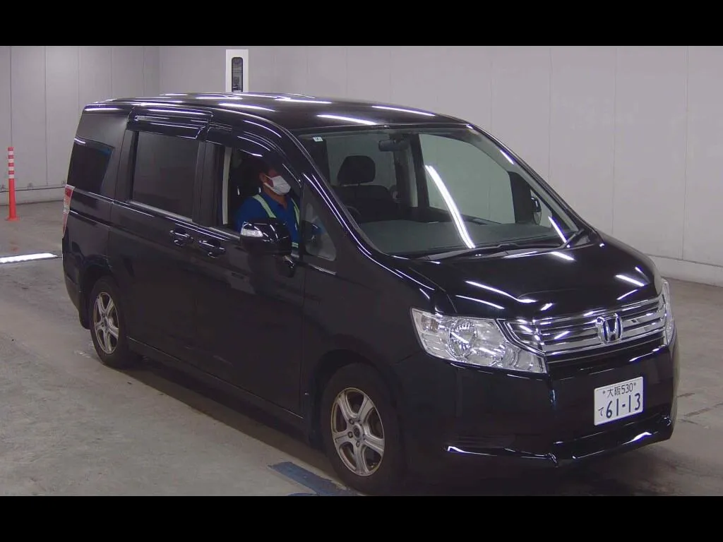 HONDA STEPWAGON 5D G HDD NAVI SMART STYLE EDITION