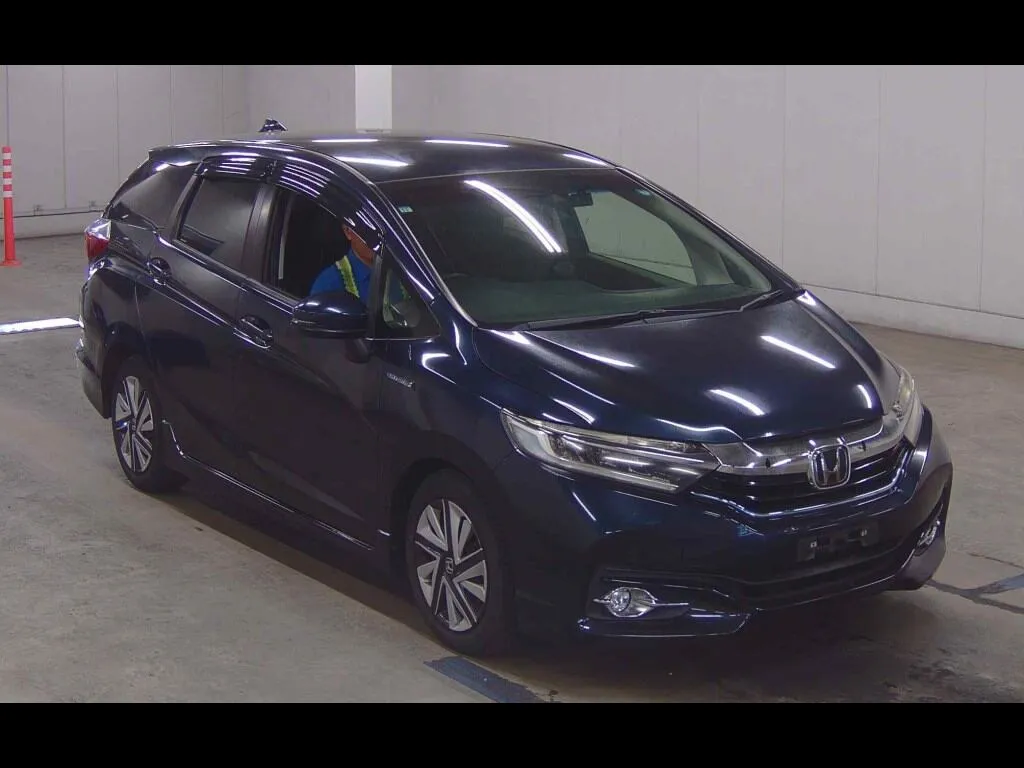 HONDA SHUTTLE HYBRID X HONDA SENSING