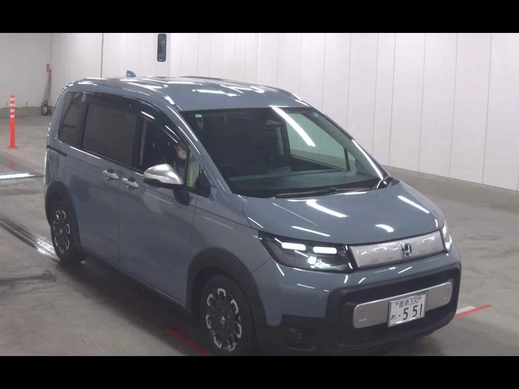 HONDA FREED HYBRID EHEV CROSSTAR