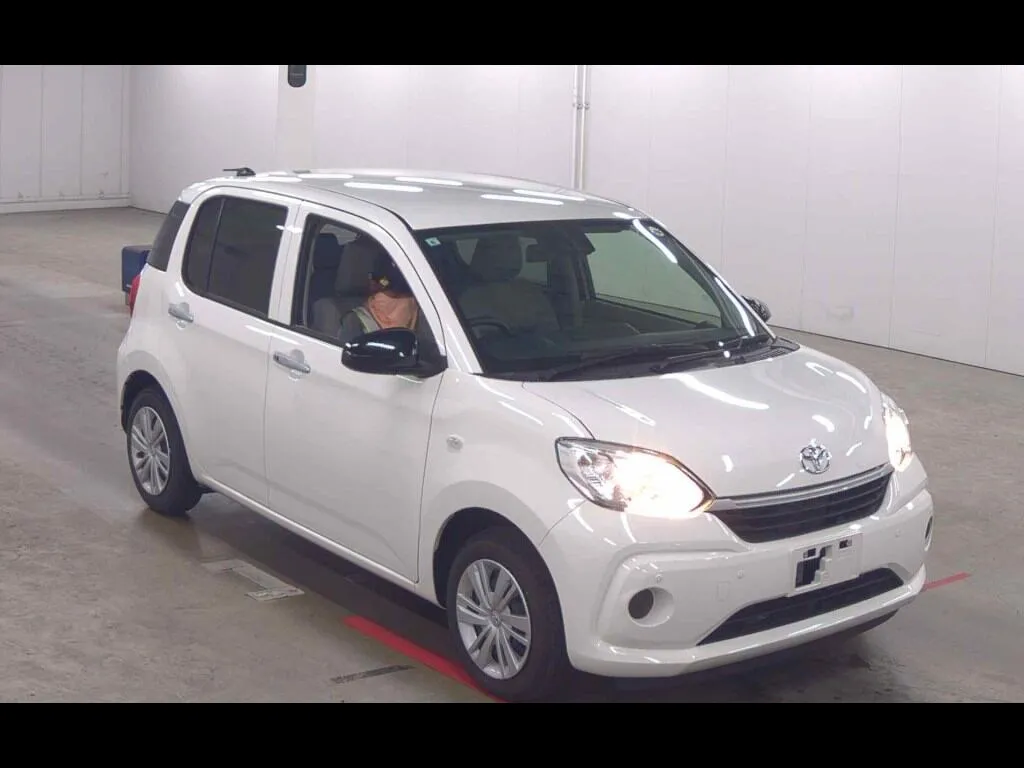 TOYOTA PASSO X