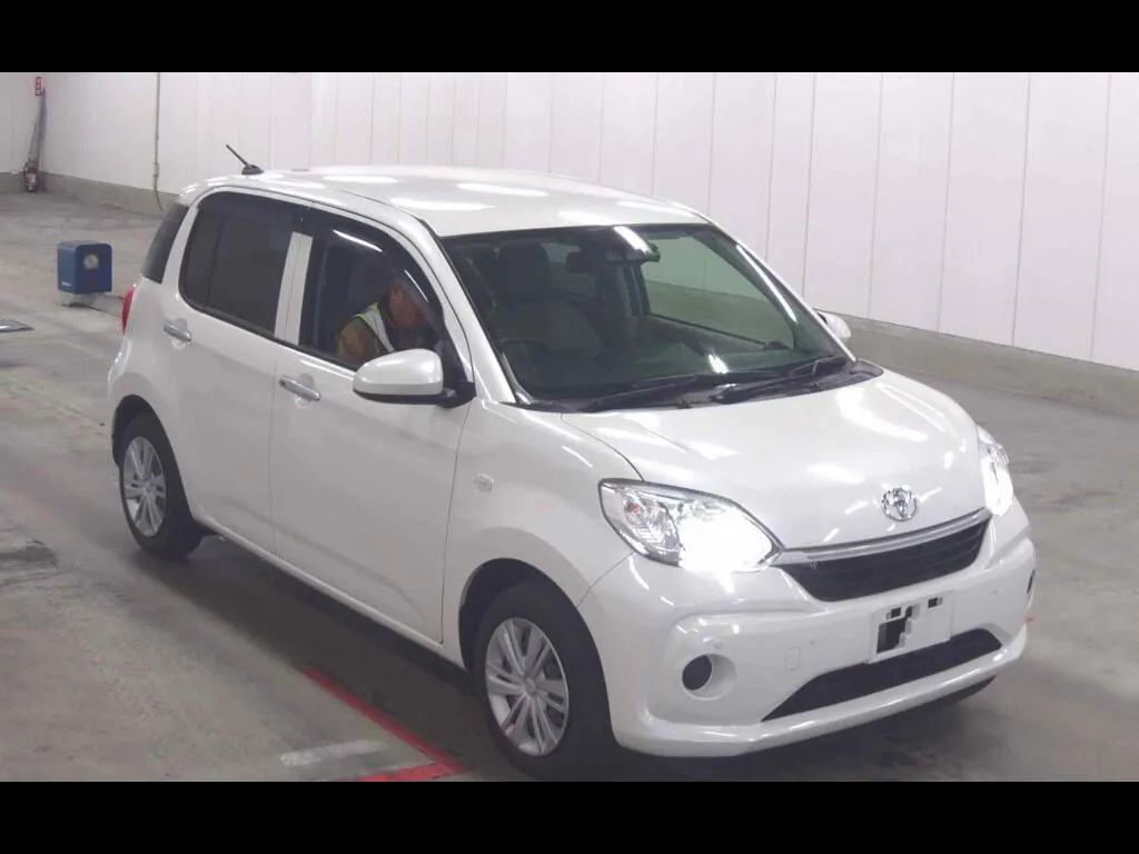 TOYOTA PASSO X L PACKAGE