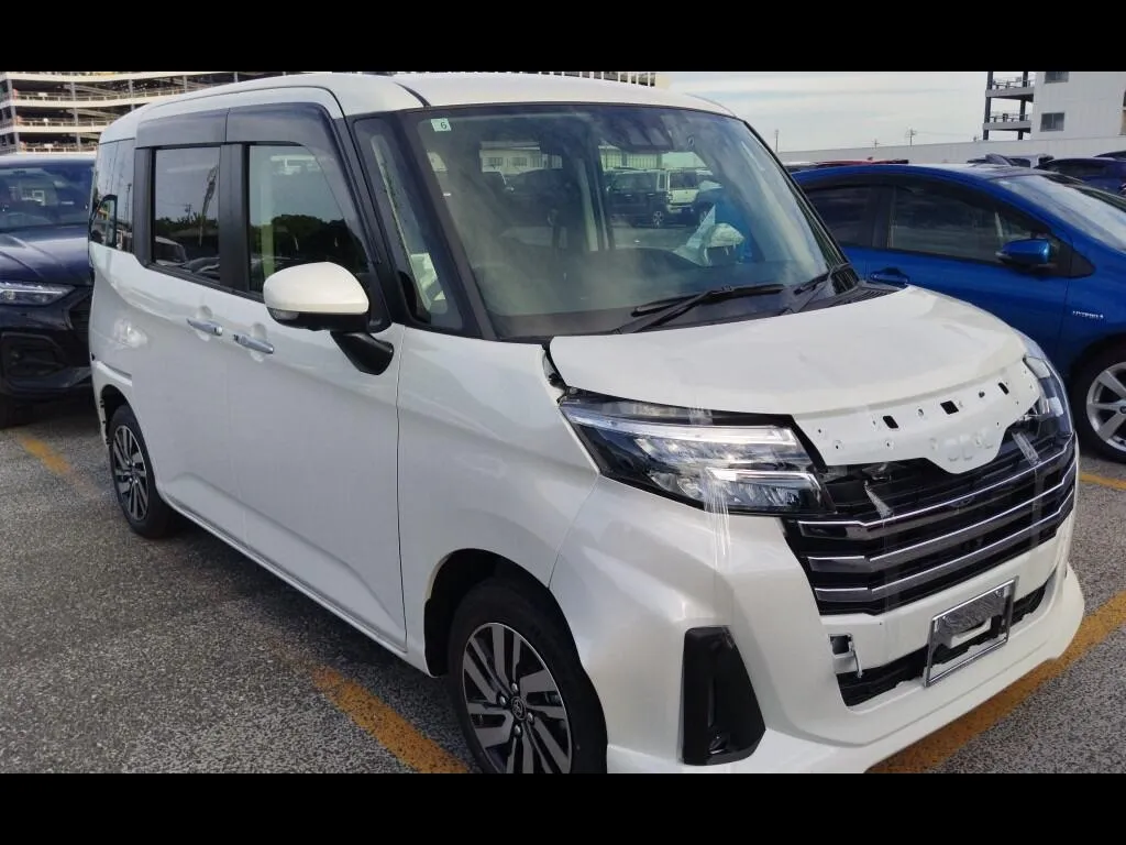 TOYOTA ROOMY CUSTOM G
