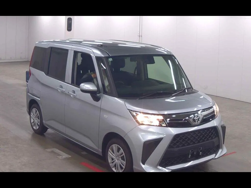 TOYOTA ROOMY X