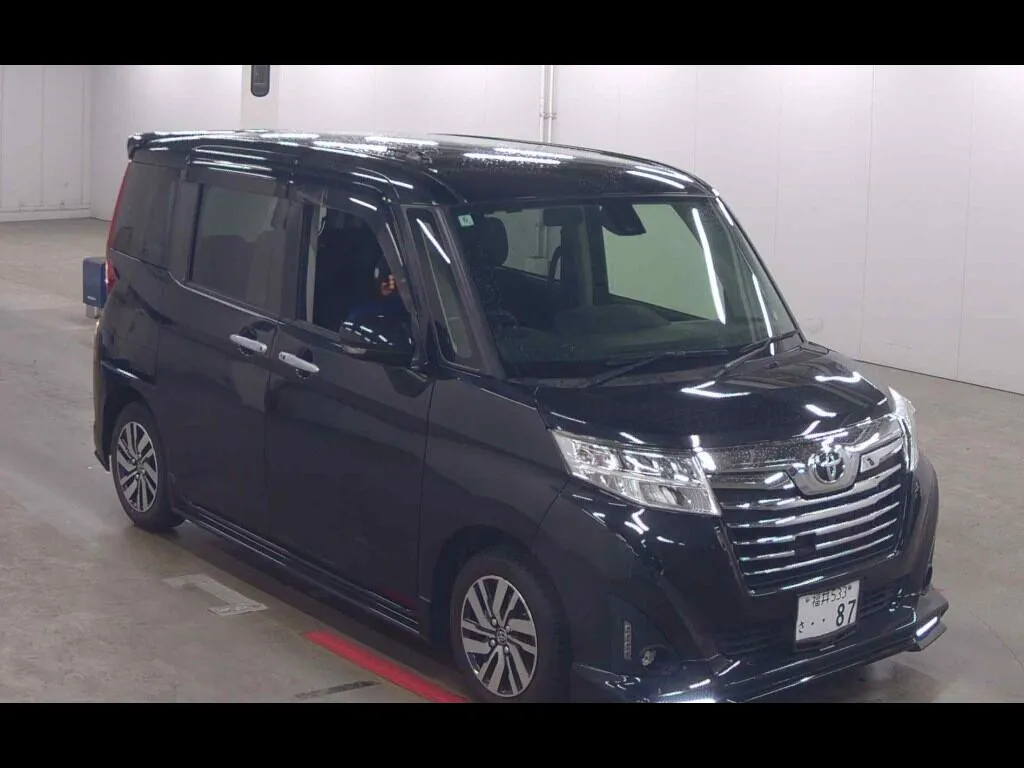 TOYOTA ROOMY 4WD CUSTOM G S