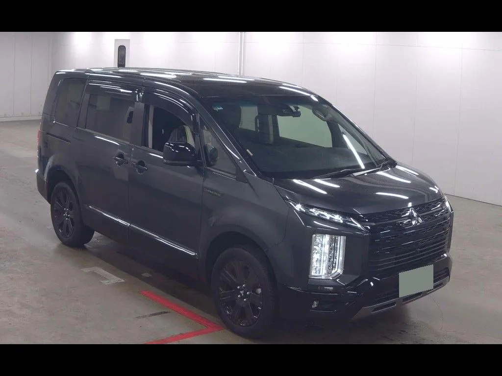 MITSUBISHI DELICA D:5 4WD CHAMONIX