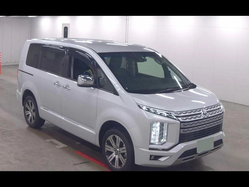 MITSUBISHI DELICA D:5 4WD P