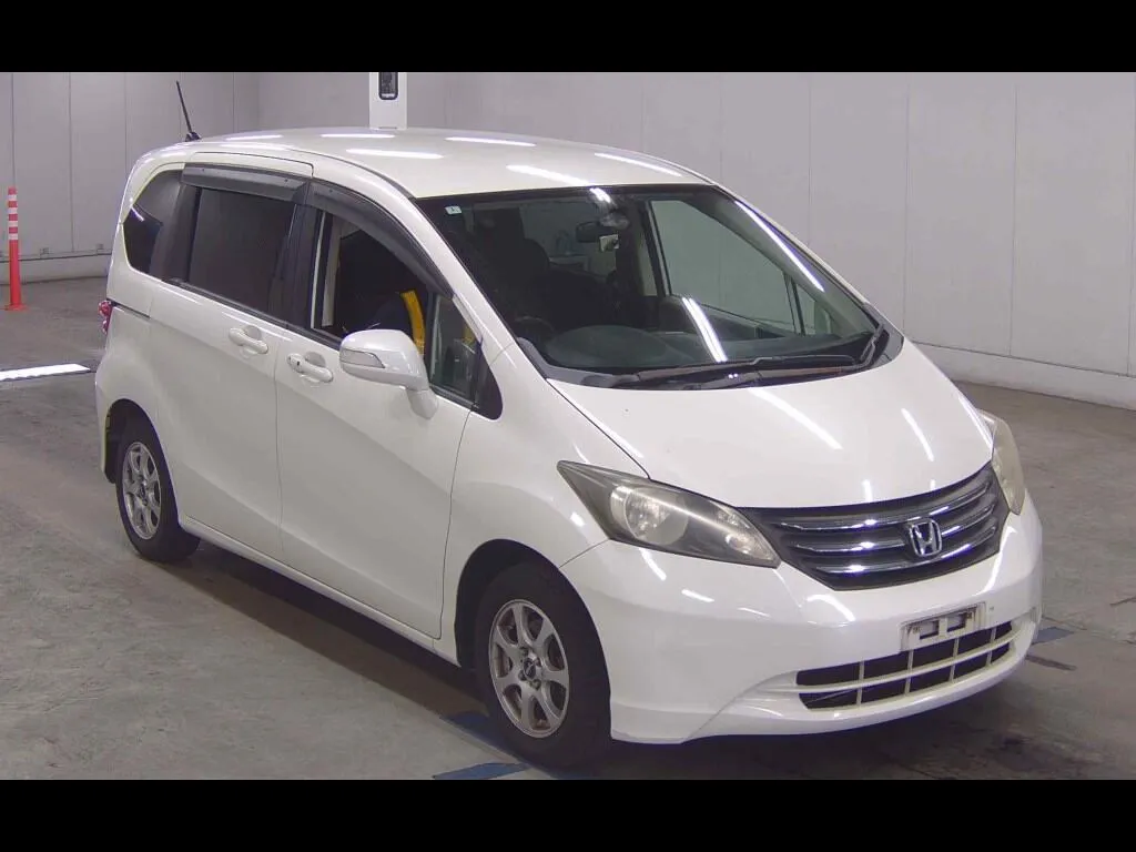 HONDA FREED G JUST SELECTION