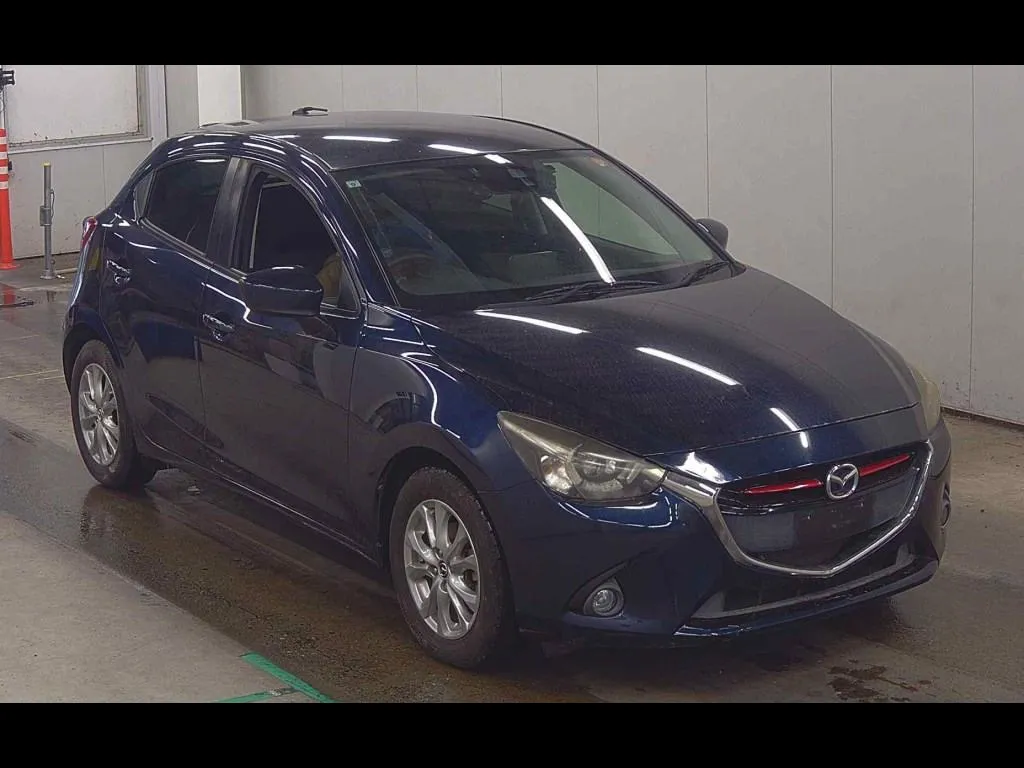 MAZDA DEMIO 5D XD