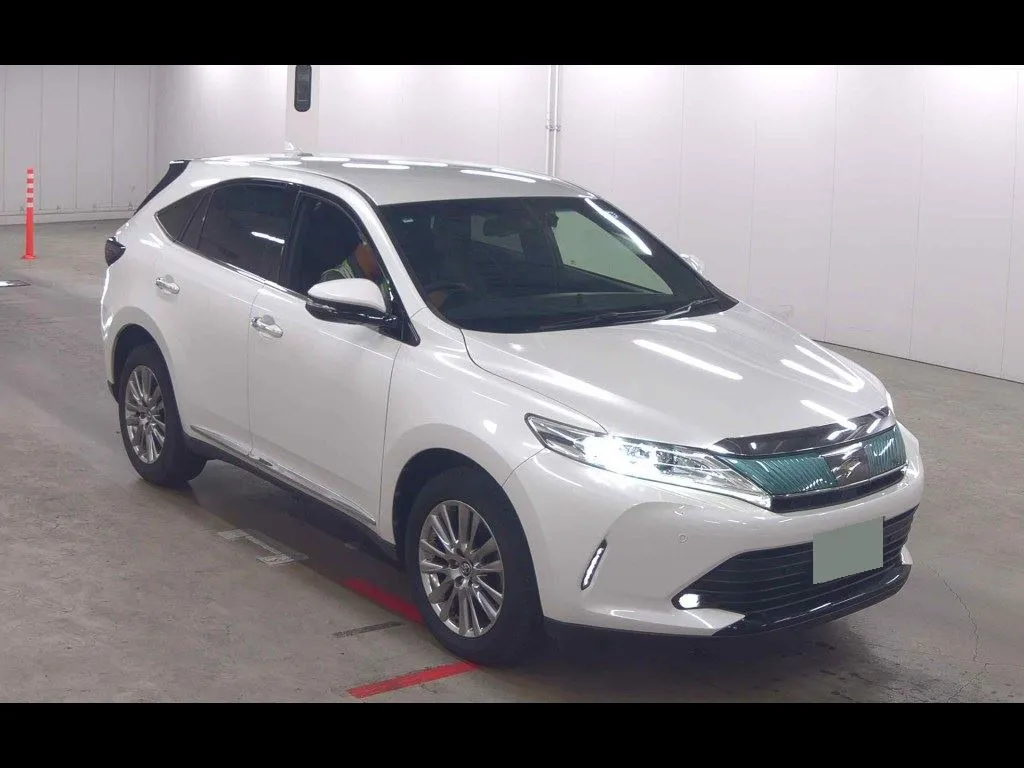TOYOTA HARRIER PREMIUM