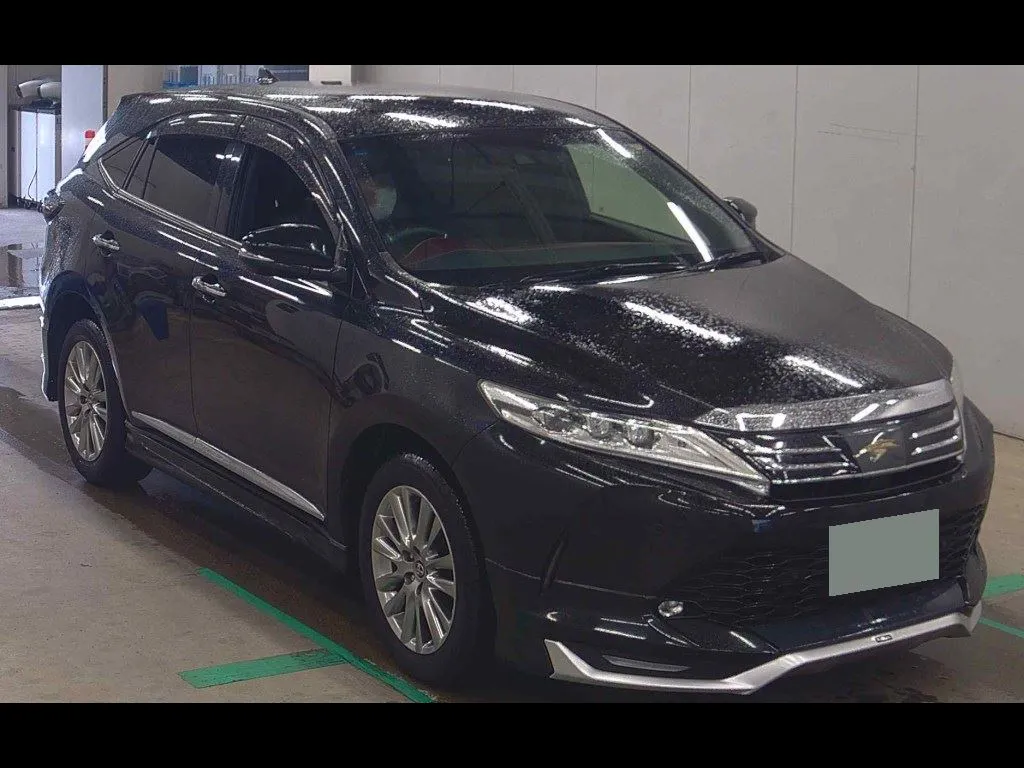 TOYOTA HARRIER PREMIUM