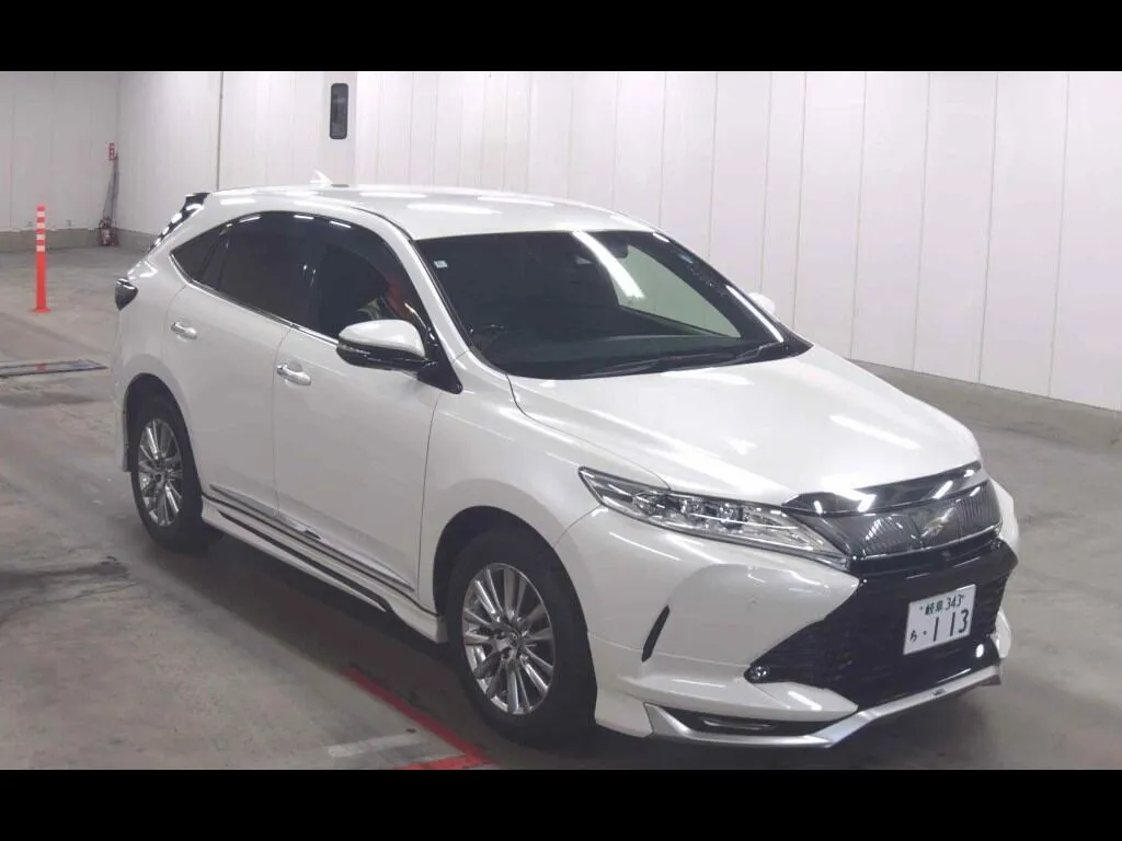 TOYOTA HARRIER PREMIUM