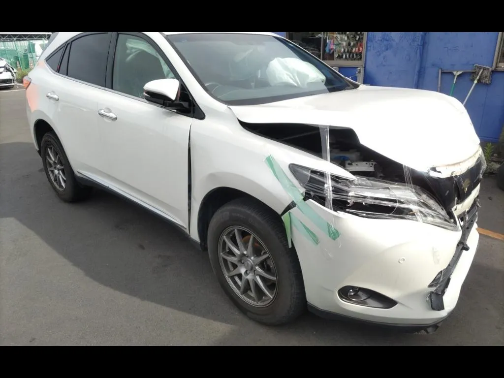 TOYOTA HARRIER ELEGANCE