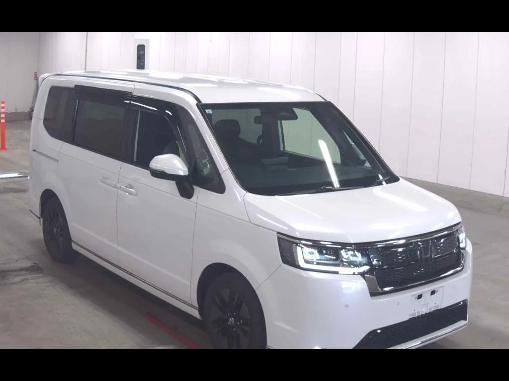 HONDA STEPWAGON SPADA 4WD SPADA