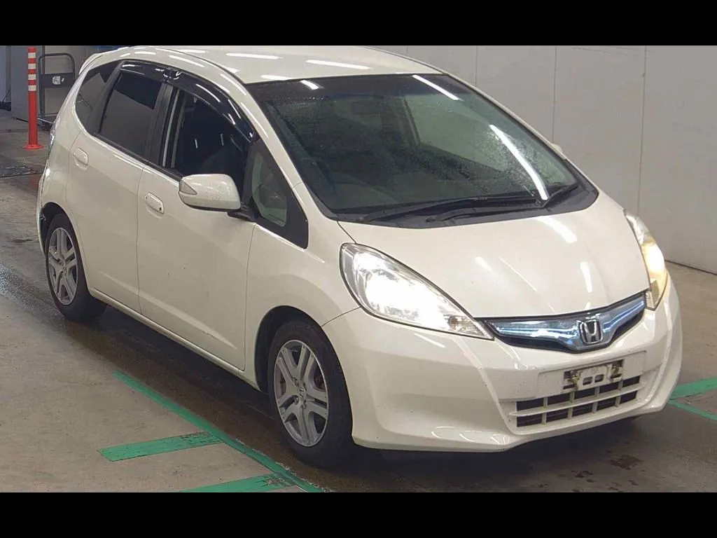 HONDA FIT HYBRID SMART SELECTION