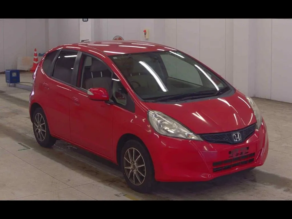 HONDA FIT 13G