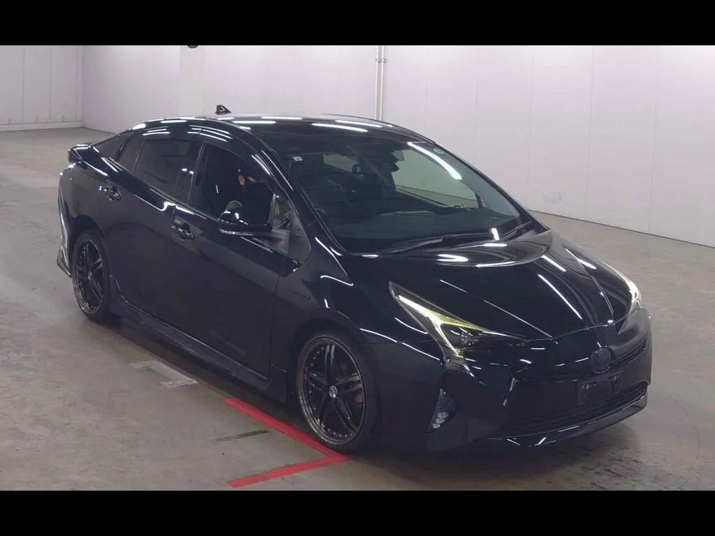 TOYOTA PRIUS 5D S