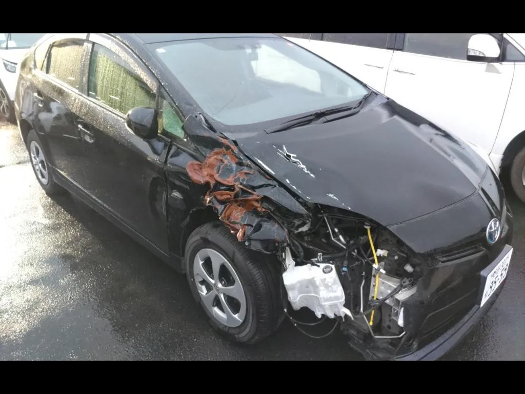TOYOTA PRIUS 5D S